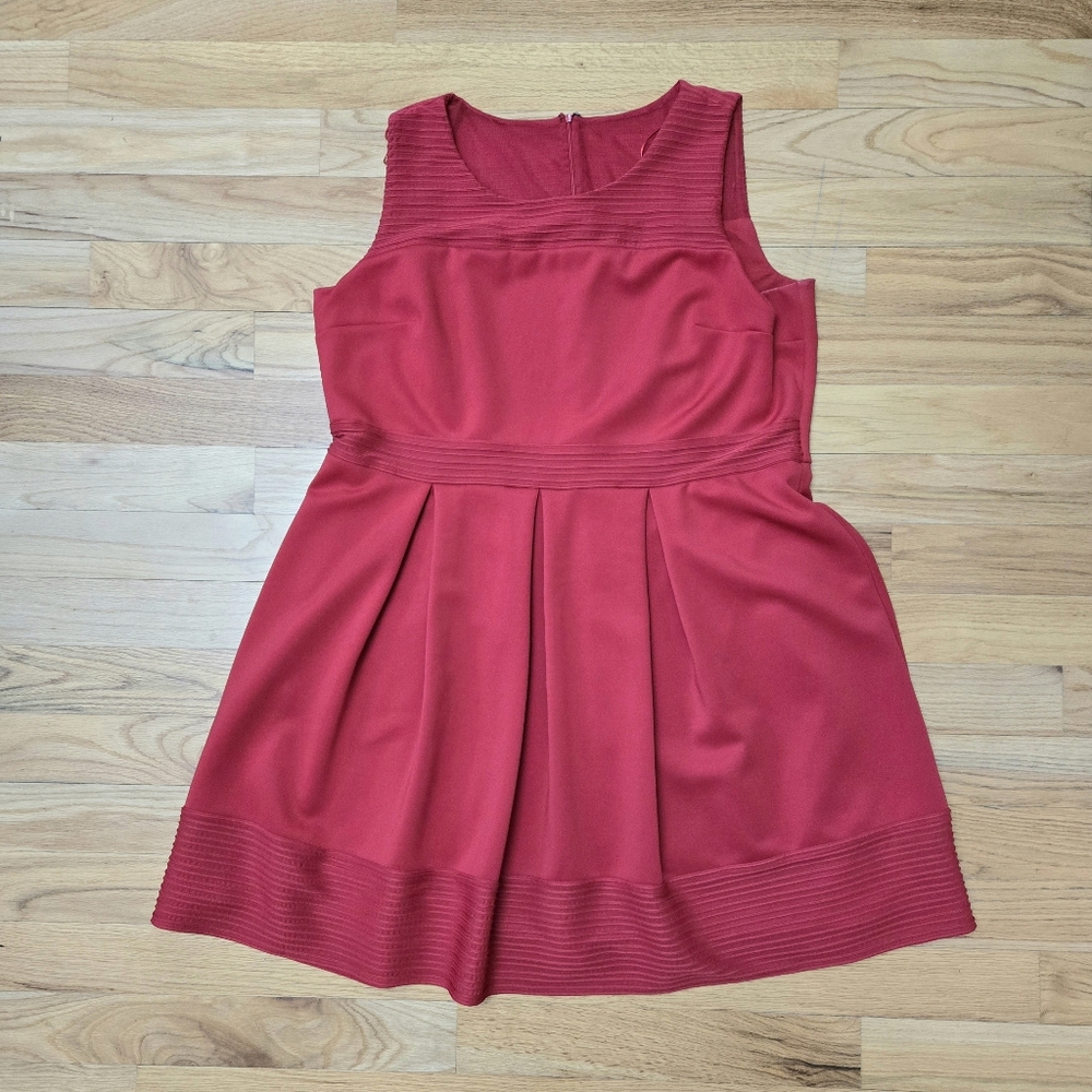 Elegant PLUS SIZE Red Sleeveless Cocktail Dress